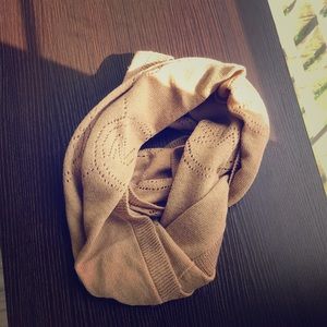 MK Infinity Loop Scarf